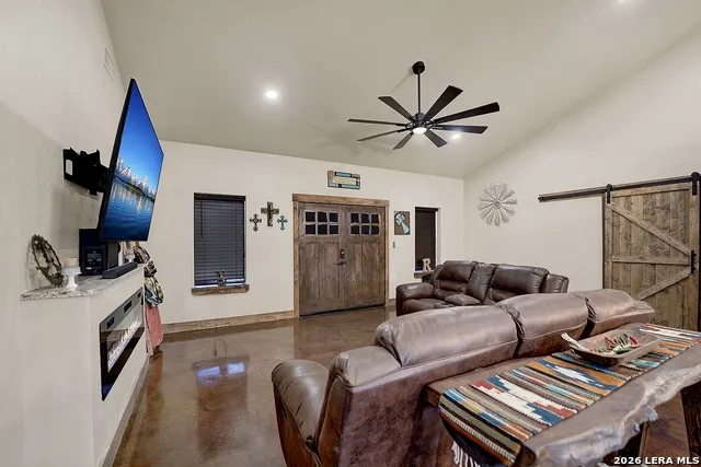 1150 Orchard Park Boulevard Medina, TX 78055