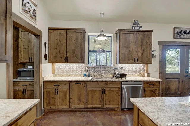 1150 Orchard Park Boulevard Medina, TX 78055
