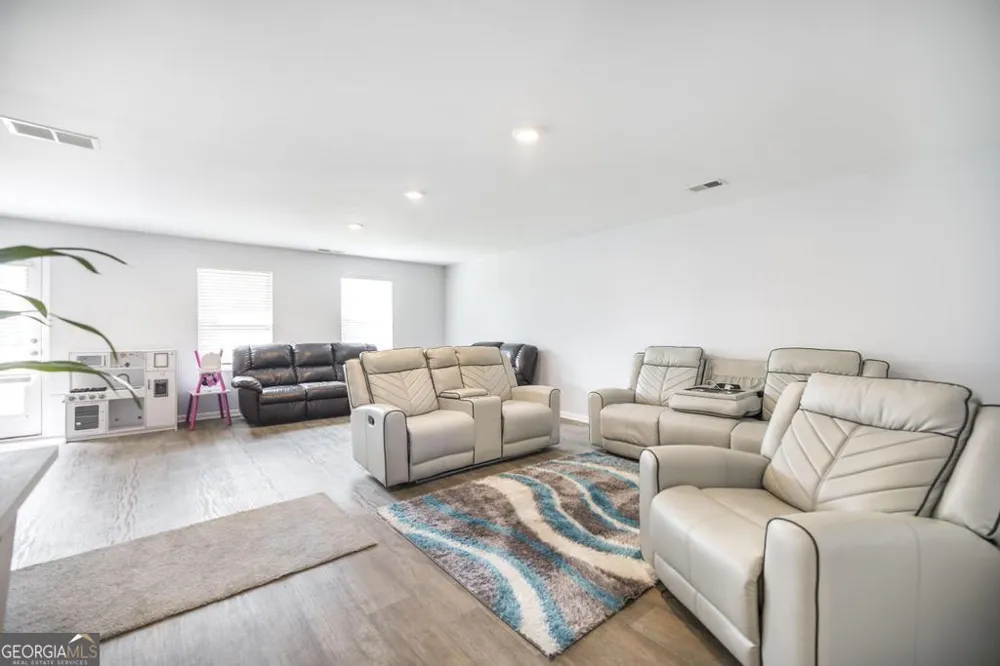 102 Clarks CT Jackson, GA 30233