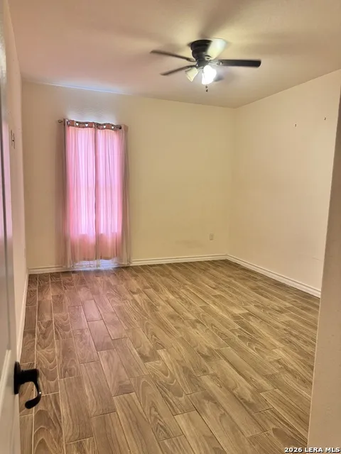 141 County Road 2667 Devine, TX 78016