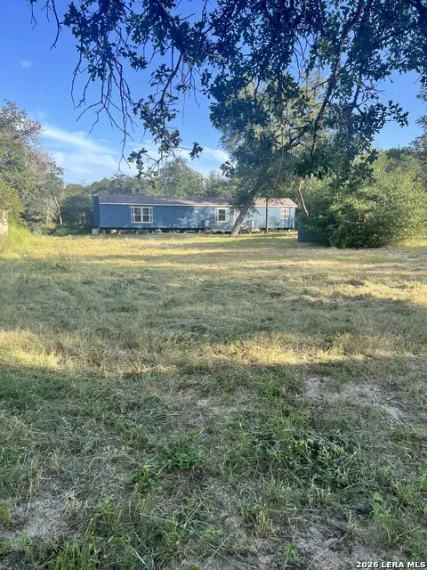 149 LONGHORN RD Stockdale, TX 78160