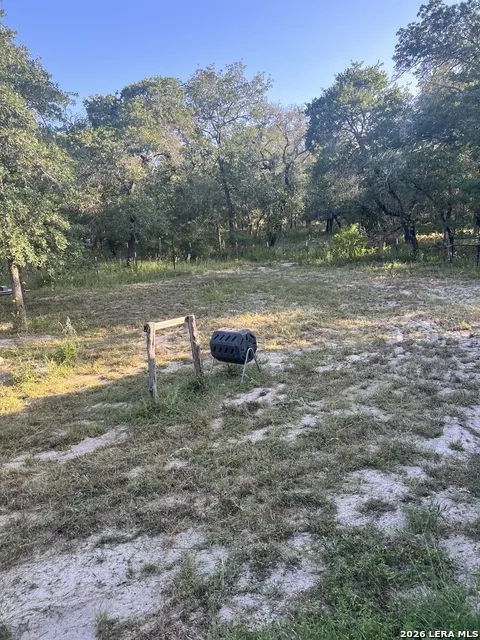 149 LONGHORN RD Stockdale, TX 78160