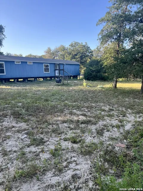 149 LONGHORN RD Stockdale, TX 78160