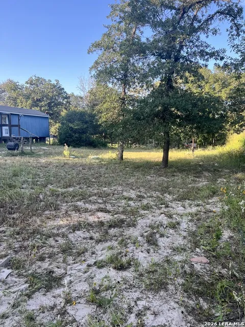 149 LONGHORN RD Stockdale, TX 78160