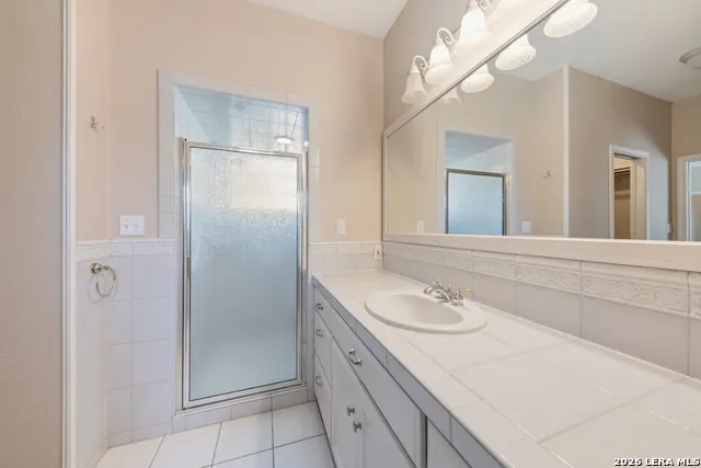 2592 Edgegrove Canyon Lake, TX 78133