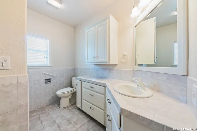 2592 Edgegrove Canyon Lake, TX 78133