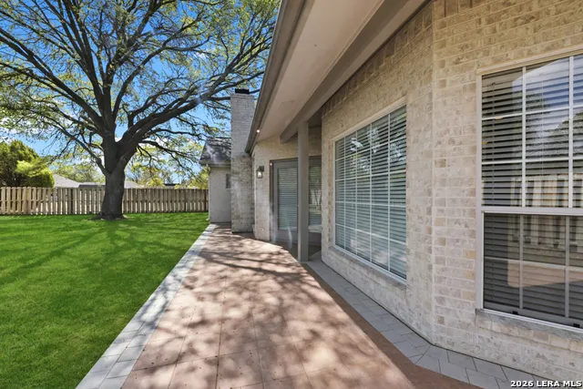 2592 Edgegrove Canyon Lake, TX 78133