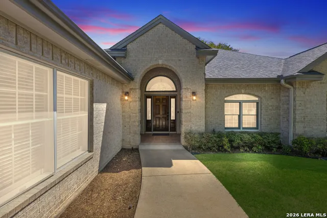 2592 Edgegrove Canyon Lake, TX 78133