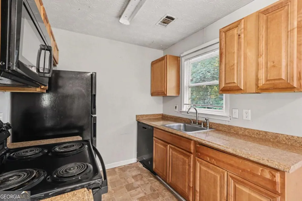 270 Knob DR Carrollton, GA 30116