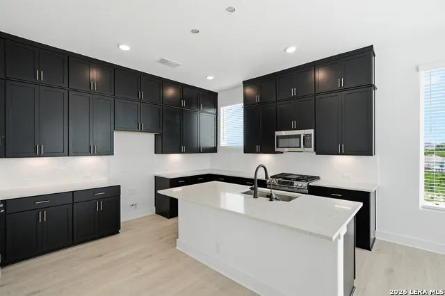 2168 Briggs Summit San Antonio, TX 78245