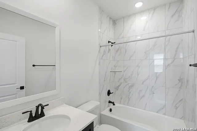 2168 Briggs Summit San Antonio, TX 78245