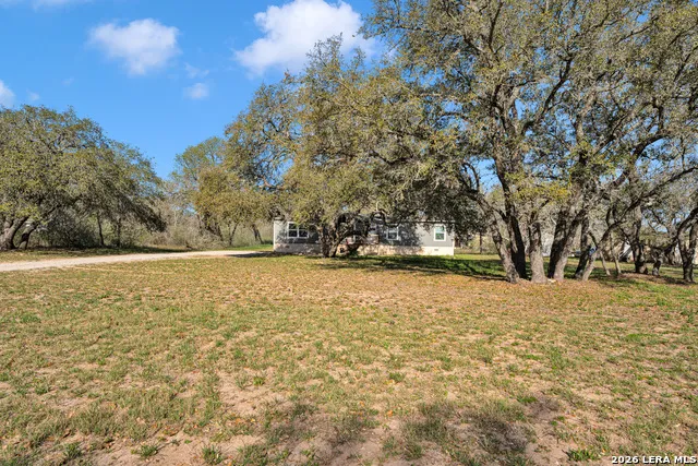 22915 Savannah Hts Von Ormy, TX 78073