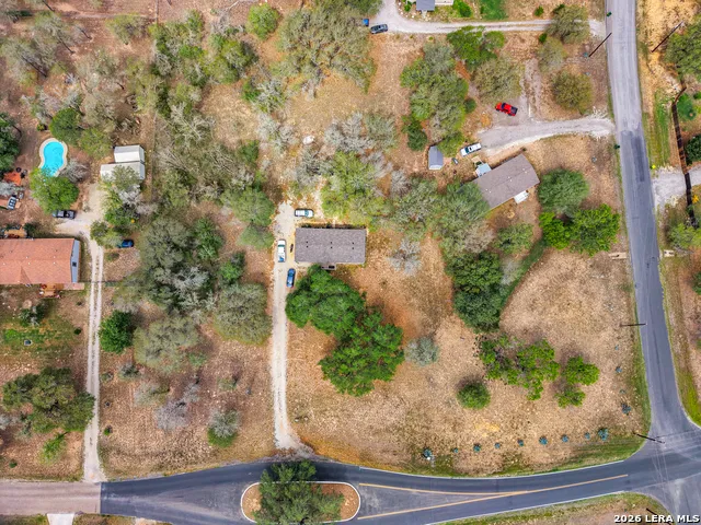 22915 Savannah Hts Von Ormy, TX 78073