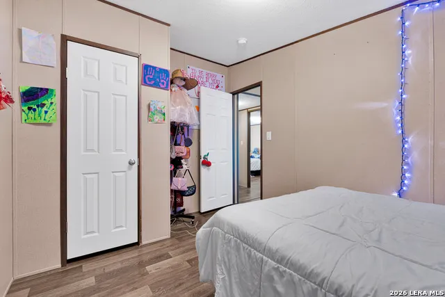22915 Savannah Hts Von Ormy, TX 78073