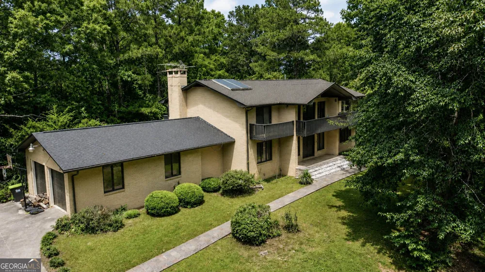 106 Anna Ridge DR Heflin, AL 36264