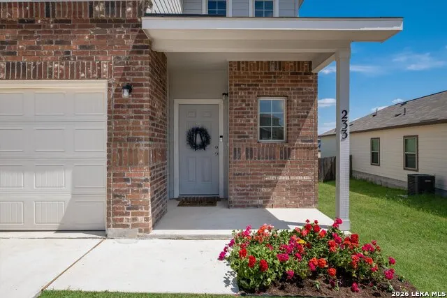 233 Bobwhite Way San Antonio, TX 78253