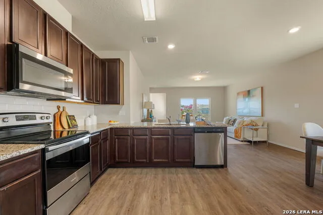 233 Bobwhite Way San Antonio, TX 78253
