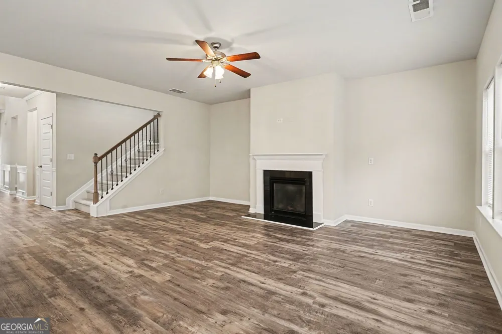 2464 Hanover Woods RD Lithonia, GA 30058