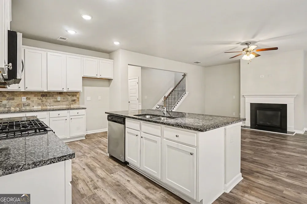 2464 Hanover Woods RD Lithonia, GA 30058