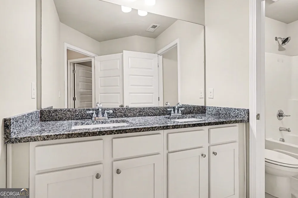 2464 Hanover Woods RD Lithonia, GA 30058