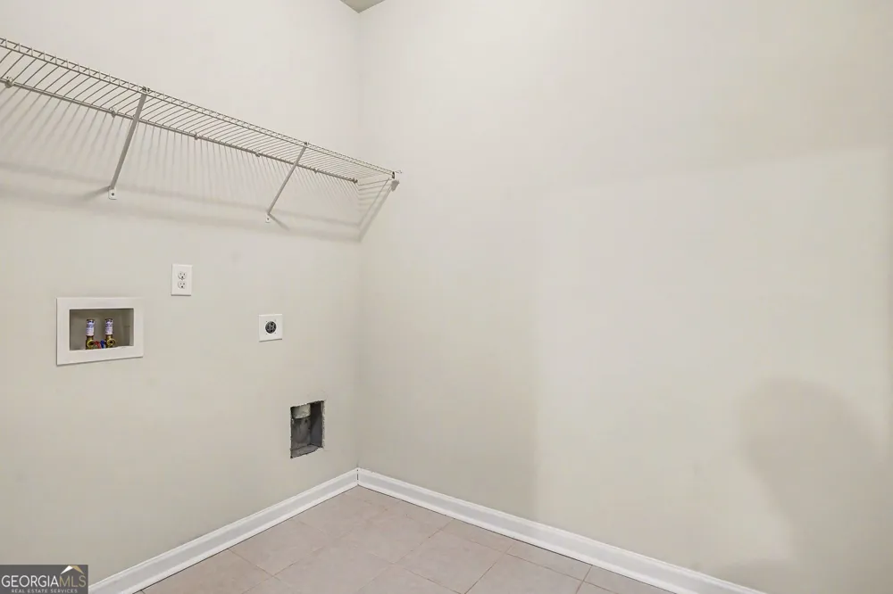 2464 Hanover Woods RD Lithonia, GA 30058