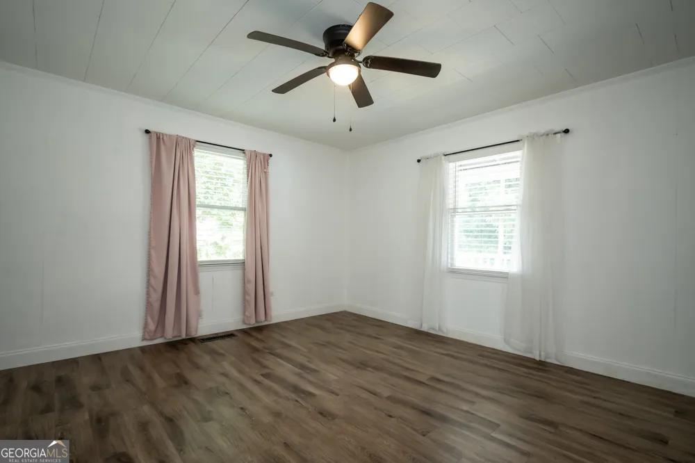 64 Madison Commerce, GA 30529
