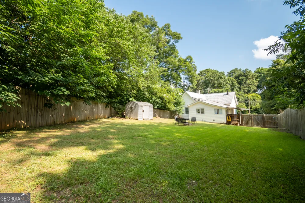 64 Madison Commerce, GA 30529
