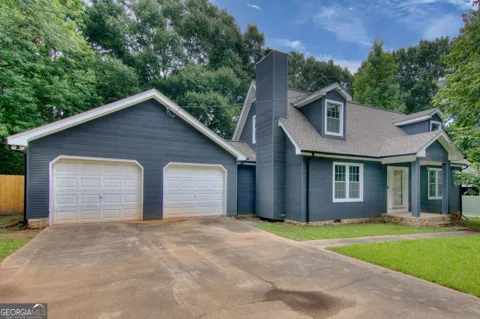 18 Regal WAY NW