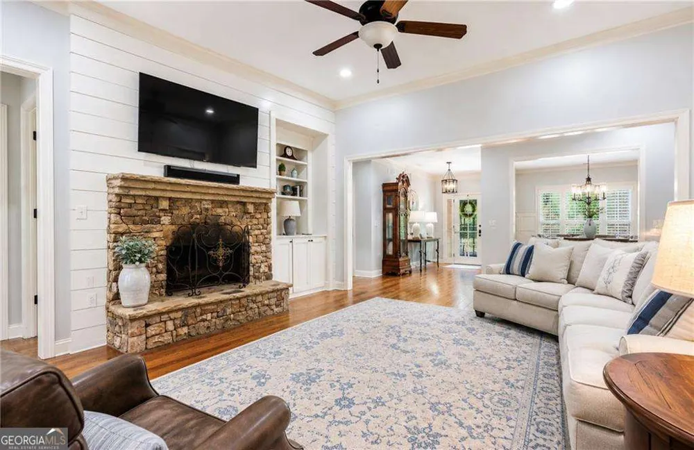 5455 Fishermans CV Gainesville, GA 30506