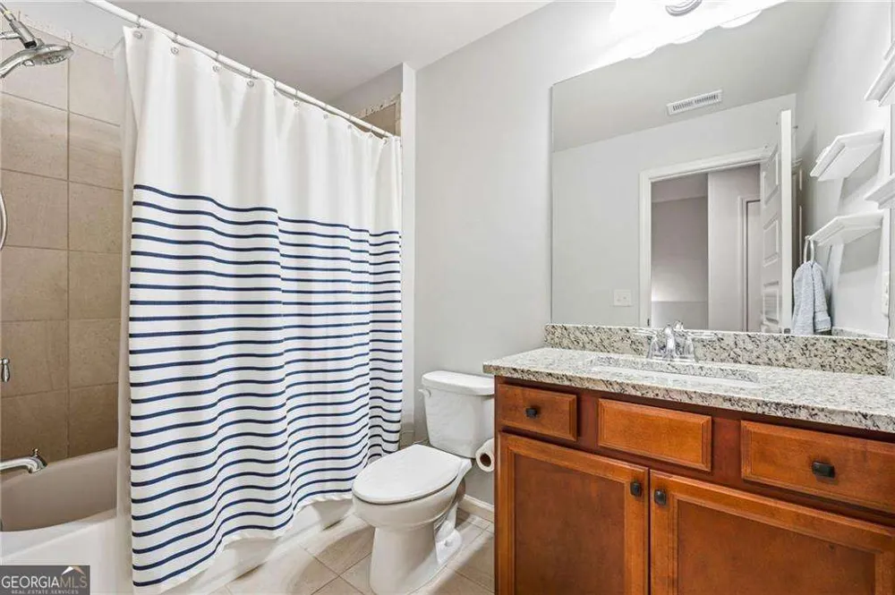 5455 Fishermans CV Gainesville, GA 30506