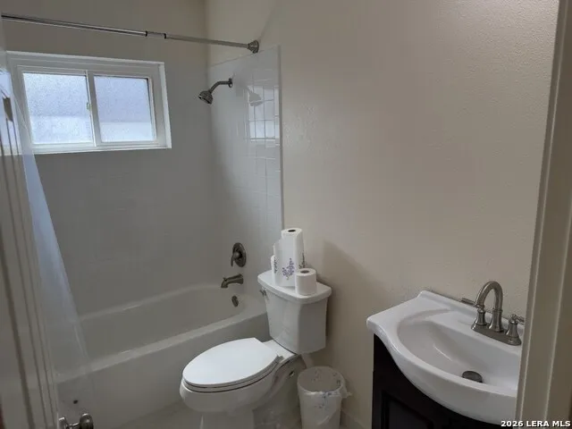 1912 CREEK HILL ST San Antonio, TX 78259