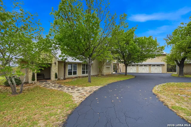 752 Taylor Bulverde, TX 78163