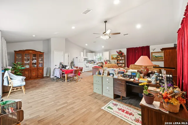 752 Taylor Bulverde, TX 78163
