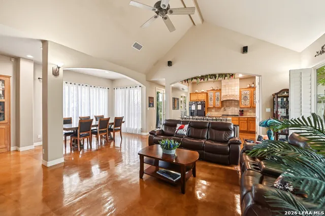 752 Taylor Bulverde, TX 78163