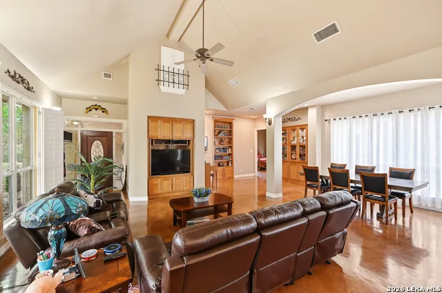 752 Taylor Bulverde, TX 78163
