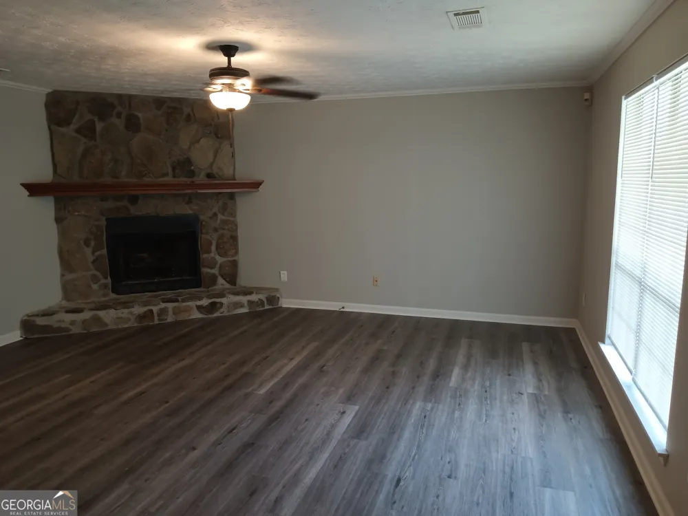 158 Stokes DR Stockbridge, GA 30281