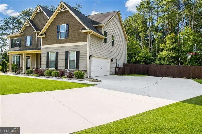 289 Greighmoor CT Loganville, GA 30052