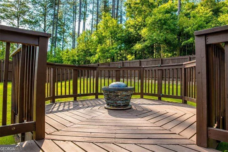 289 Greighmoor CT Loganville, GA 30052