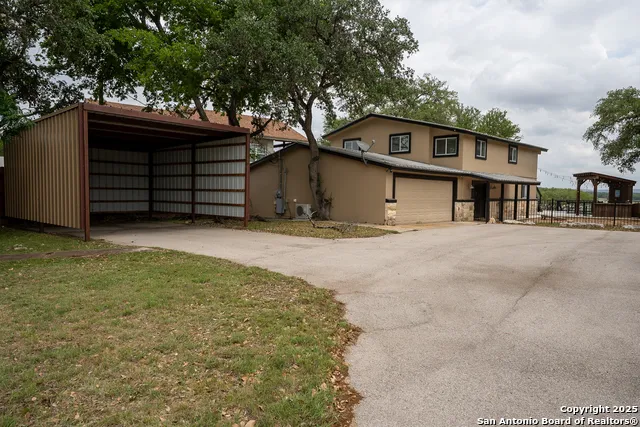 707 Park Shores Canyon Lake, TX 78133