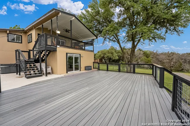 707 Park Shores Canyon Lake, TX 78133