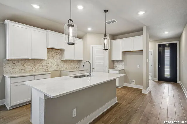 5424 Wrangler Way Marion, TX 78124