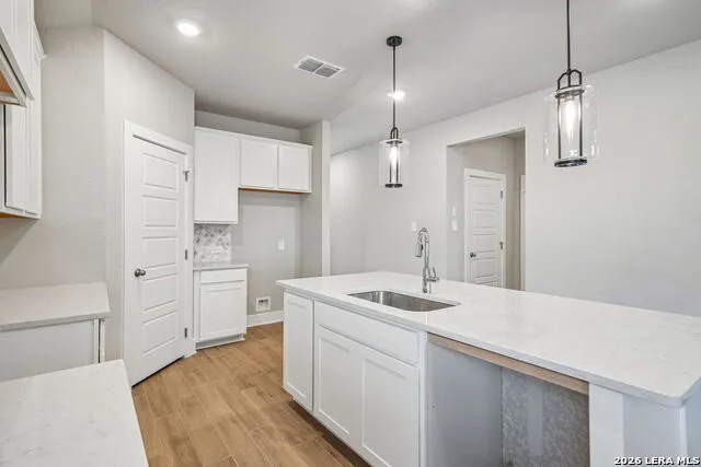 5424 Wrangler Way Marion, TX 78124