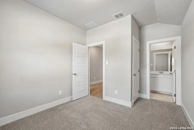 5424 Wrangler Way Marion, TX 78124