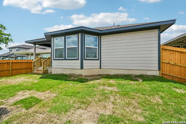 5424 Wrangler Way Marion, TX 78124