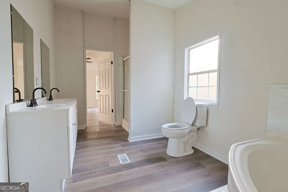 158 Felton DR Milledgeville, GA 31061