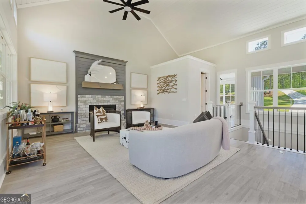 1080 Glen Eagle DR Greensboro, GA 30642