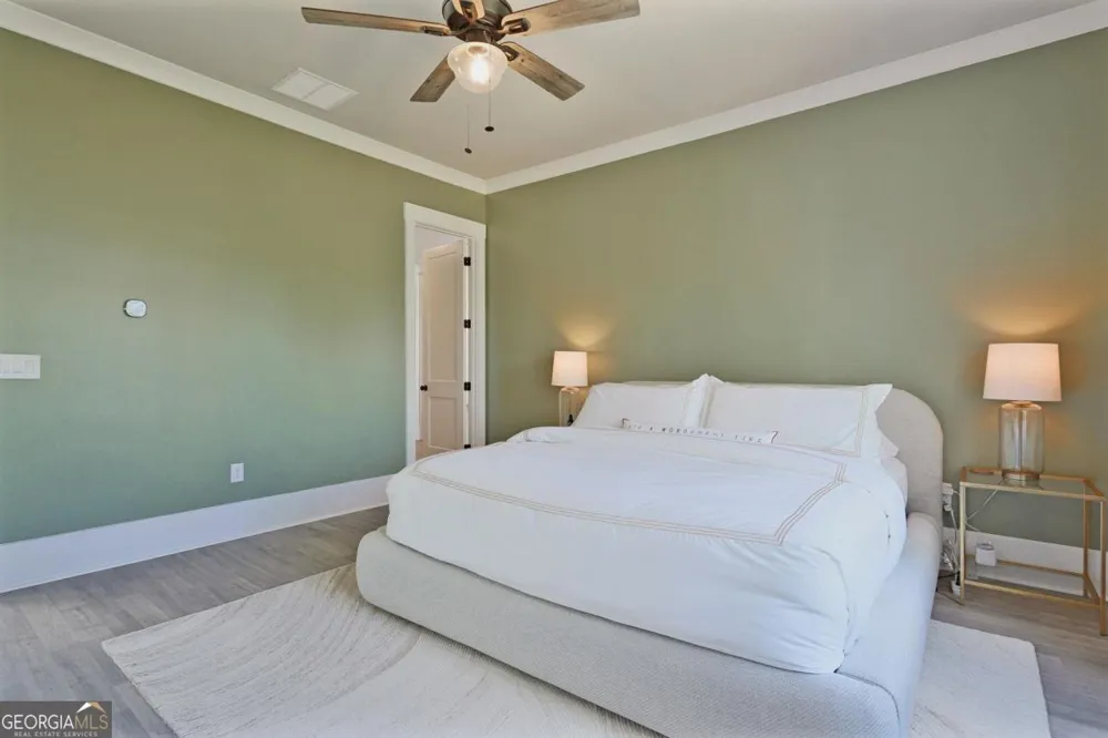 1080 Glen Eagle DR Greensboro, GA 30642