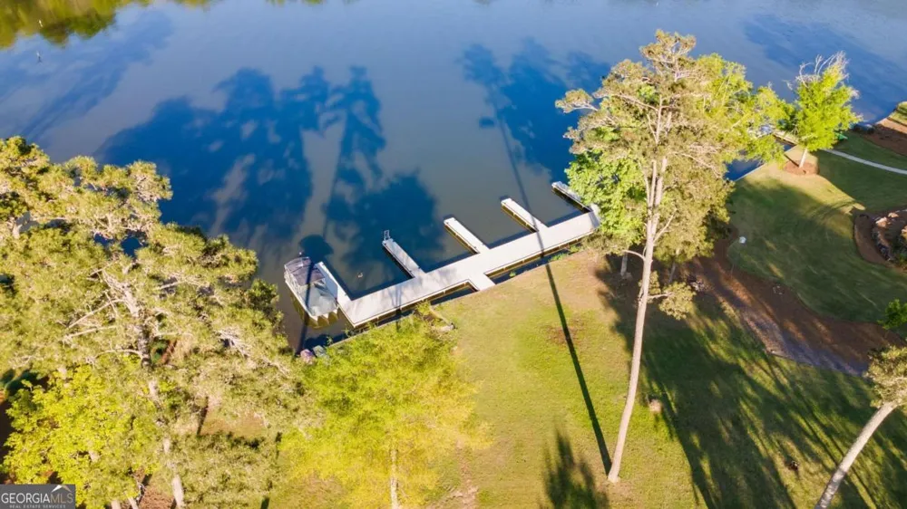 1080 Glen Eagle DR Greensboro, GA 30642