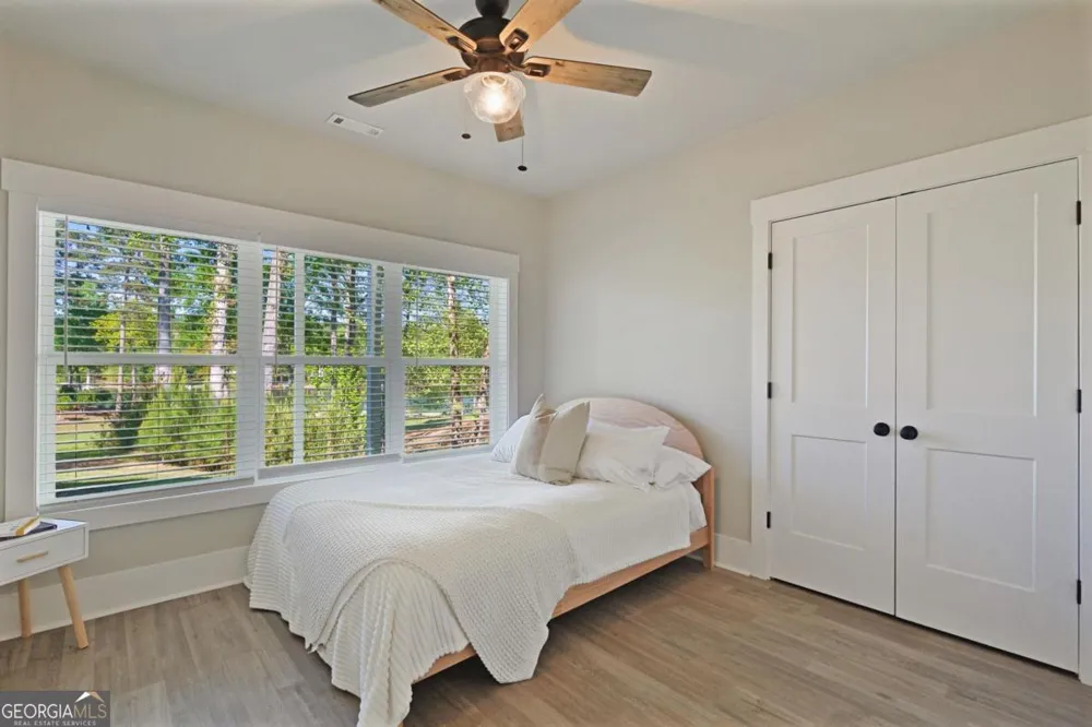 1080 Glen Eagle DR Greensboro, GA 30642