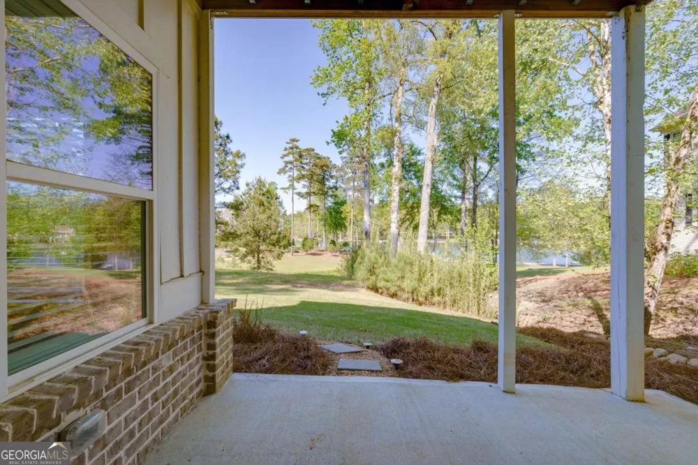 1080 Glen Eagle DR Greensboro, GA 30642
